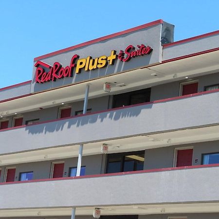 Red Roof Plus+ & Suites Erie Eksteriør billede